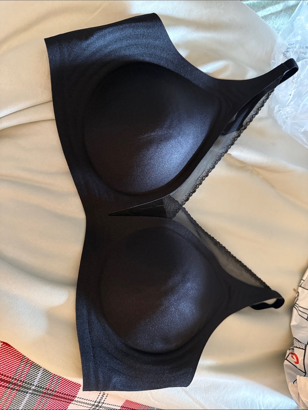 Tahari Smooth Black Wireless T-Shirt Bra